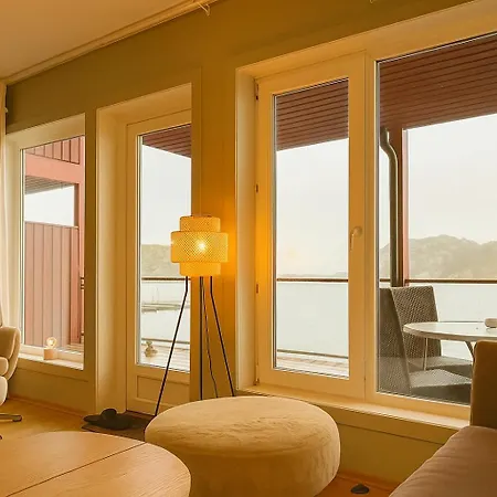 In Beautiful By The Sea Apartman Korshamn