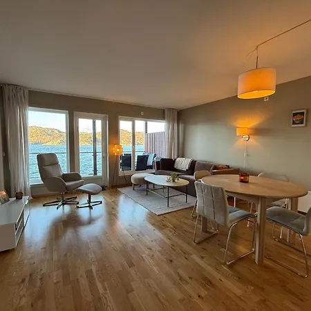 Apartman In Beautiful By The Sea