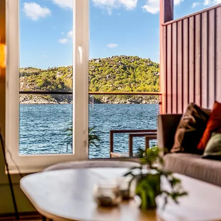 Apartman In Beautiful By The Sea *