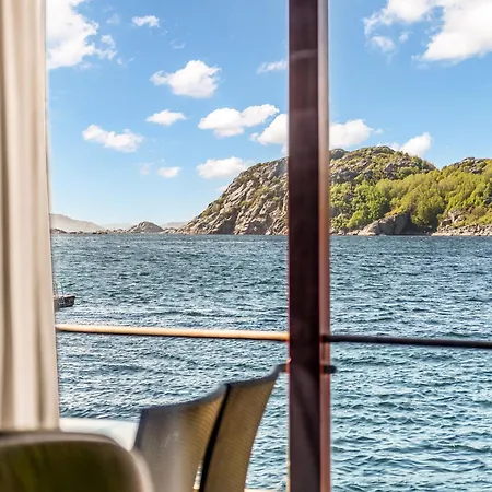 In Beautiful By The Sea Apartman Korshamn